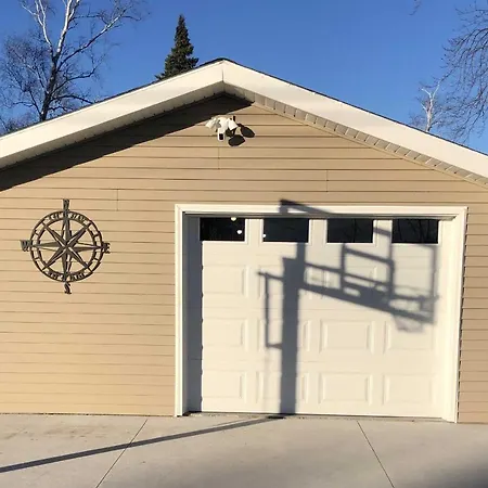 Houghton Lake Cottage With New Private Deck!